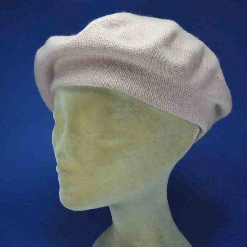 Béret laine  tricoté