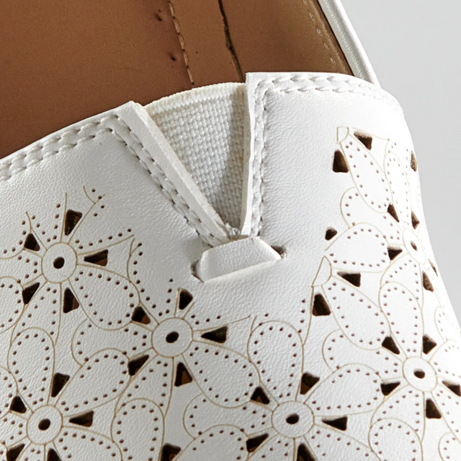 Chaussures, crème
