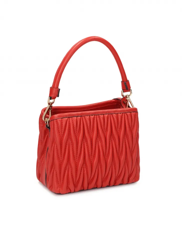 Sac à main rouge matelassé avec poignée 
