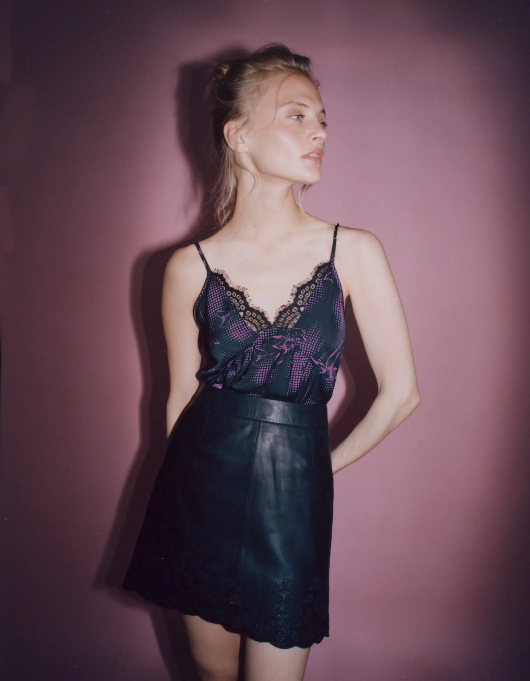 Top noir esprit lingerie imprimé dandy flower Femme